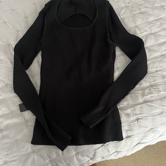 WHBM Ribbed Black Ribbed Cut out Sweater - Picture 3 of 3